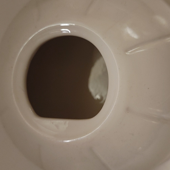 Fine Earthenware Tea Pot and Cup Set - Picture 6 of 7